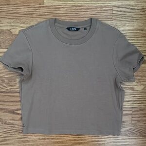 Cuts Clothing Women's Brown Short Sleeve Tee